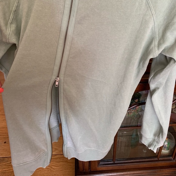 NWT OPEN-BACK SWEATER ✨ - Picture 7 of 8